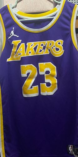 Lakers shirt