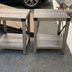 2 End Tables 