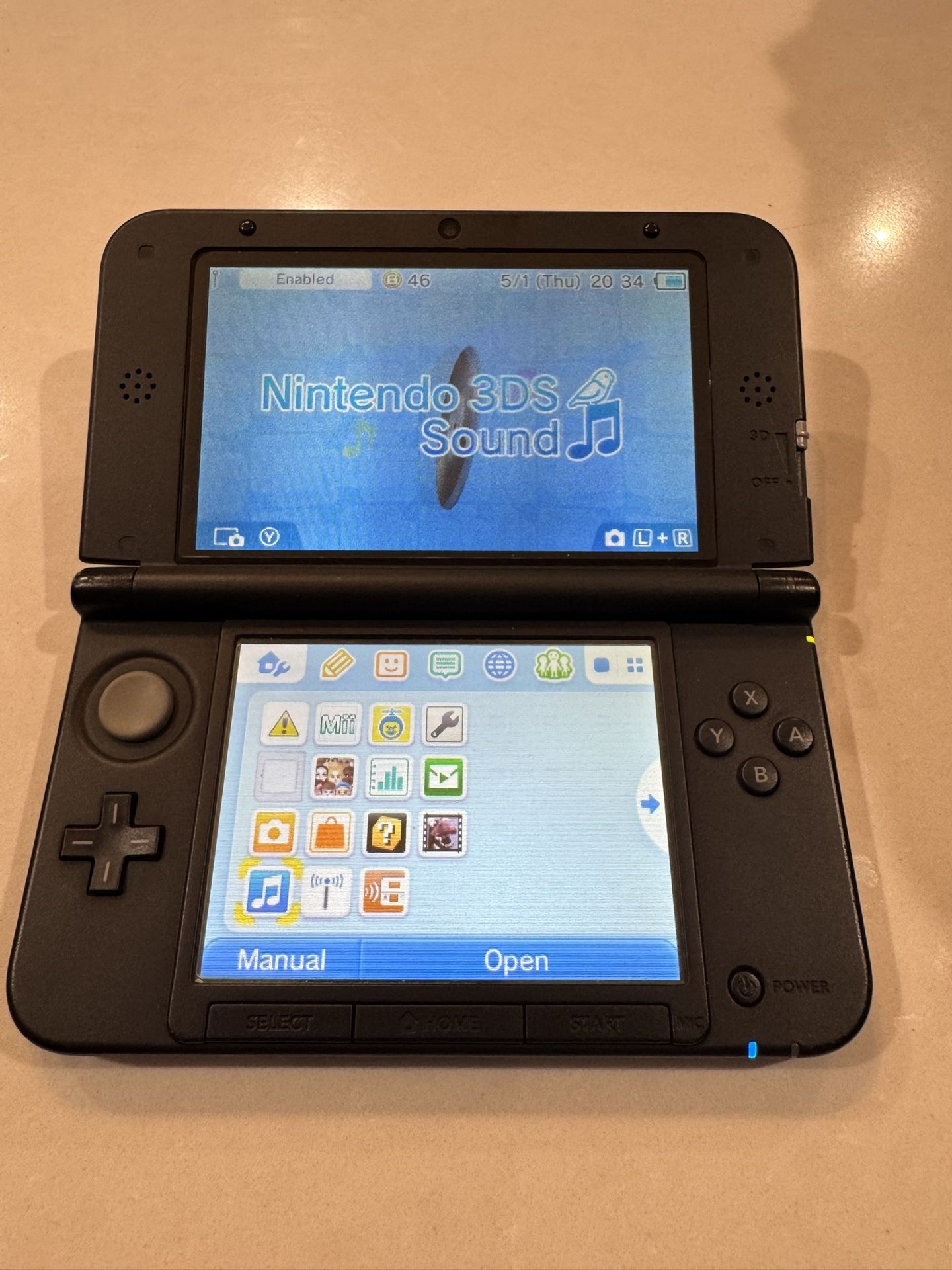 Nintendo 3DS XL