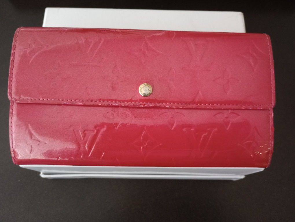 Louis Vuitton Monogram Vernis Sarah Wallet