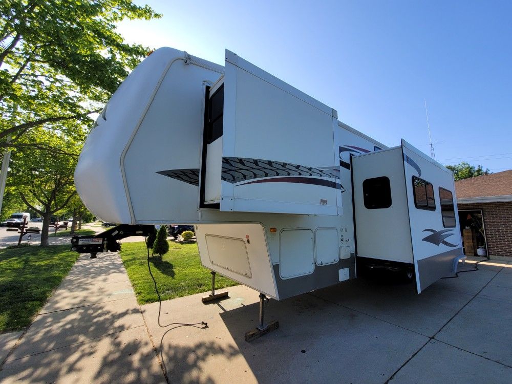 2007 Keystone Raptor TS3712