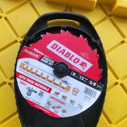 DIABLO
8in. x 12-Teeth Carbide Stacked Dado Saw Blade Set