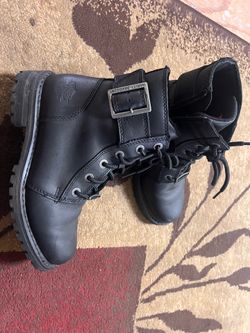 Moto boots