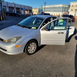 2004  Ford Focus