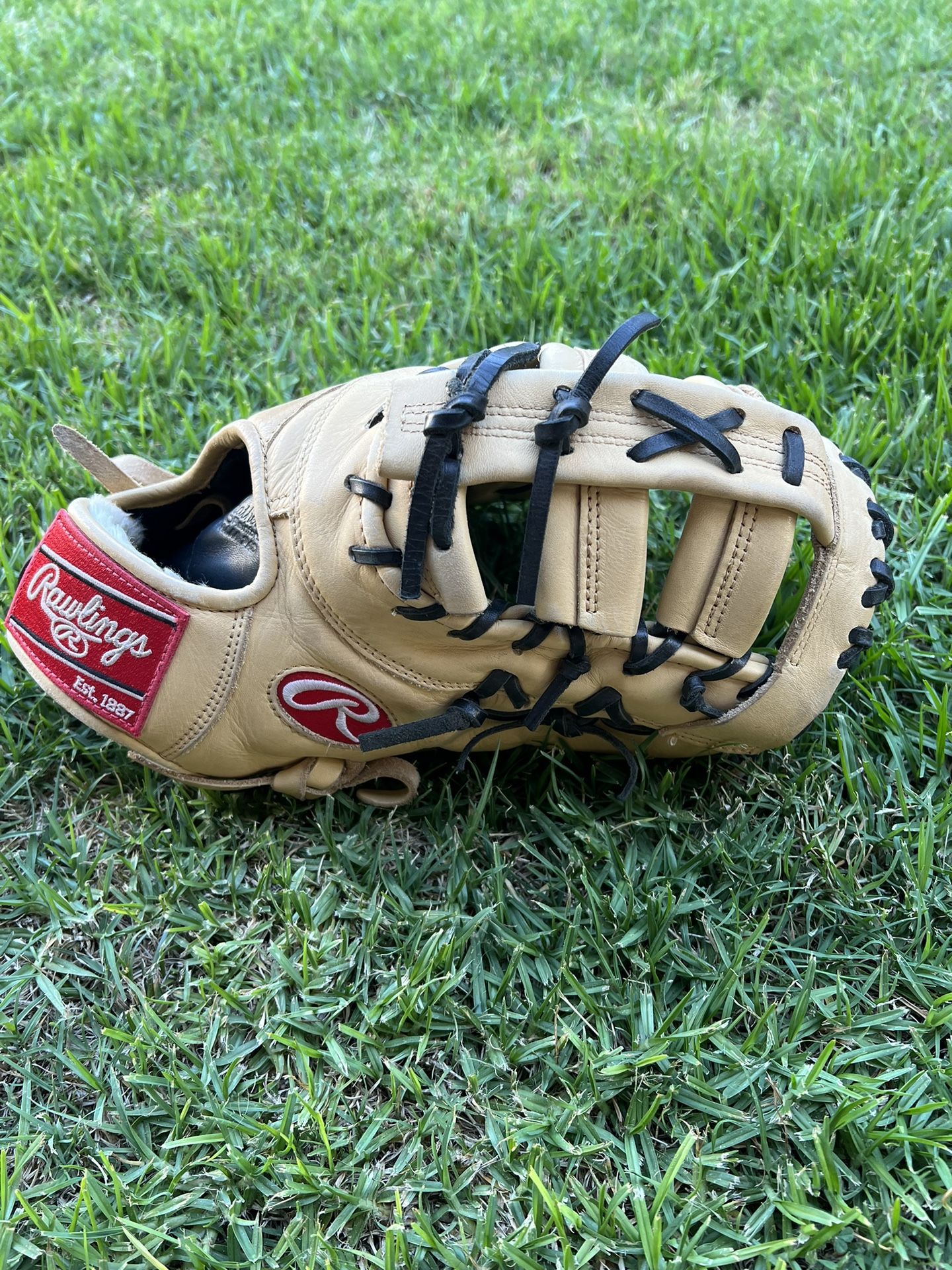 First Basemen Glove for Sale in Paramount, CA OfferUp