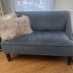 Settee 