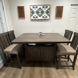 Dining/Bar Table