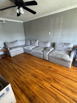 Recliner sectional
