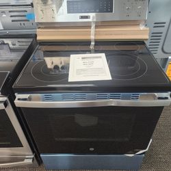 5.3 cu.ft 5 Burner Element Smart Free-Standing Electric Range in Stainless w/EasyWash Oven Tray 8 No-Preheat Air Fry