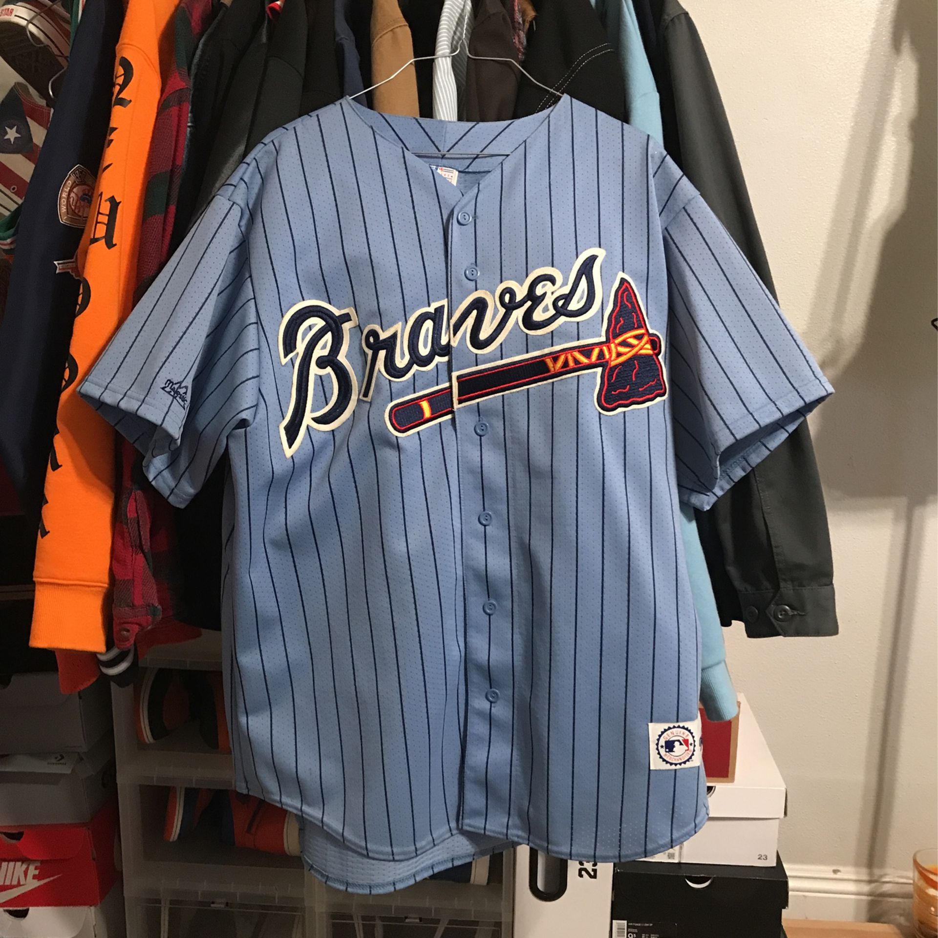 VINTAGE ATLANTA BRAVES BABY BLUE BASEBALL JERSEY MAJESTIC 90'S SZ LARGE  RARE for Sale in West Covina, CA - OfferUp