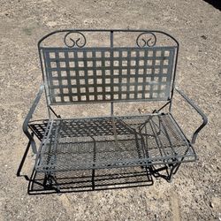Patio Antique bench glider, All Metal Heavy Weight. sell as is. Bench need repaint.  West 79912. 
