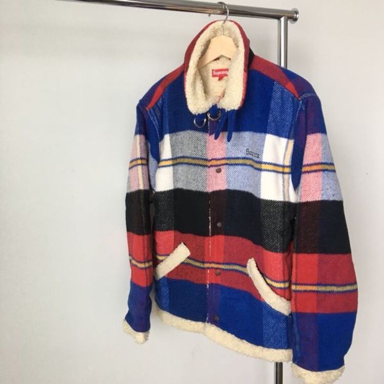 Supreme Plaid Shearling Bomber Red Plaid for Sale in Los Angeles, CA -  OfferUp