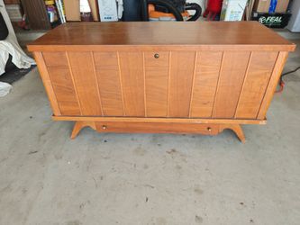 Lane Cedar Chest, Style 8522-16, date: July 21st, 1958