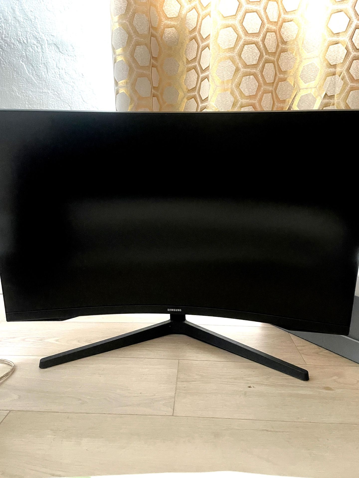 Samsung Odyssey Curved Gaming Monitor – 27”
