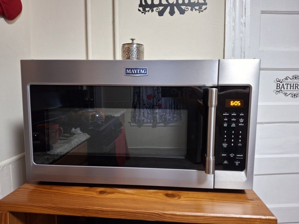 Maytag Microwave Oven