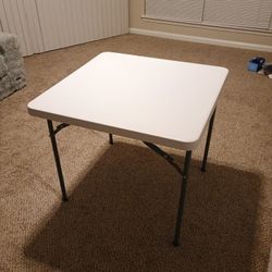Folding Table 