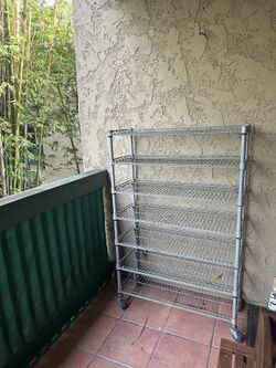 Metal Rack With Wheels  Not Availanle