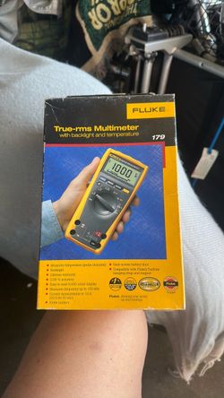 Fluke True-arm Multimeter with backlight and temperature