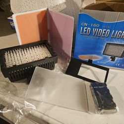 BRAND NEW NEEWER LED VIDEO LIGHTING 