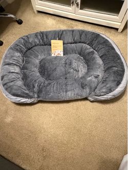 Brand new dog bed