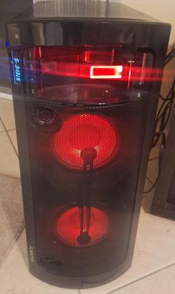 SONY PARTY SPEAKER LOUD AND BIG