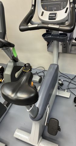 Precor UBK885 Upright bike with P80 Touch Capacitive Screen