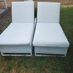 Adjustable Pool Loungers With Pads And Covers