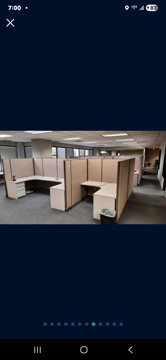 18 Cubicles Desks With Dividers And File Cabinets