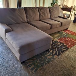 BEAUTIFUL LIVING SPACES COUCH