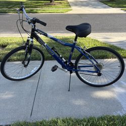 Mongoose Women’s Bike With A Schwinn Wide Seat
