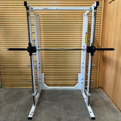 Paramount Commercial Gym Smith Machine- Counterbalanced With Linear Bearings, Olympic Weight Plate Loaded