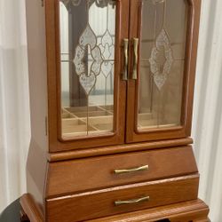 Mid-century 1960’s tabletop jewelry armoire chest 