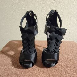 Black Stilleto Heels