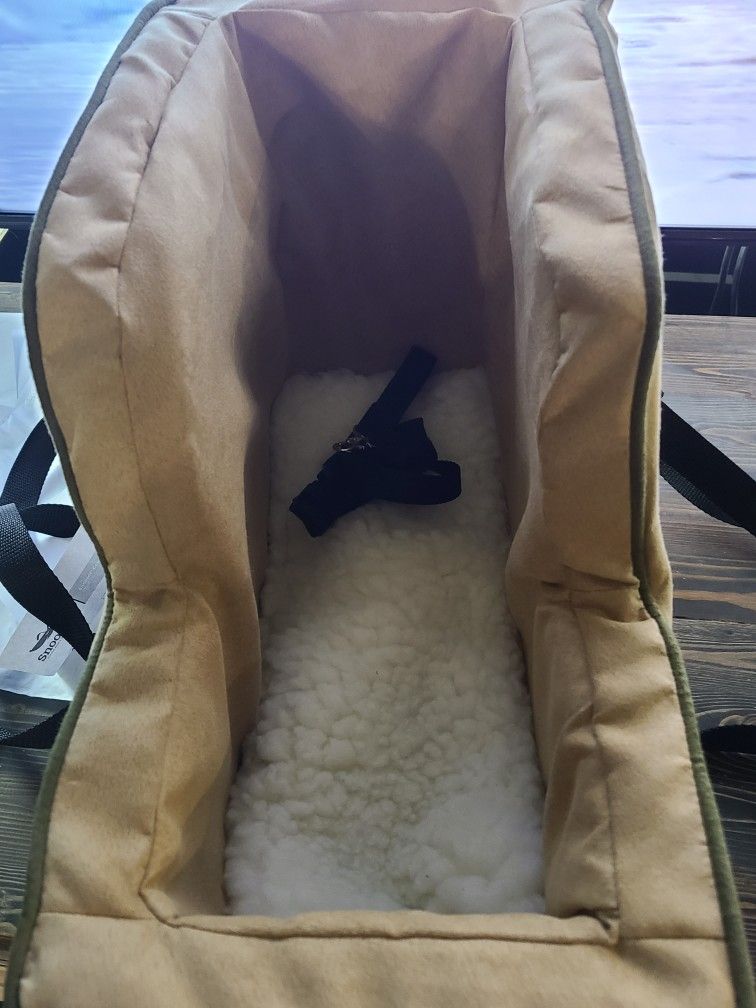 Dog Or Cat Center Console Bed
