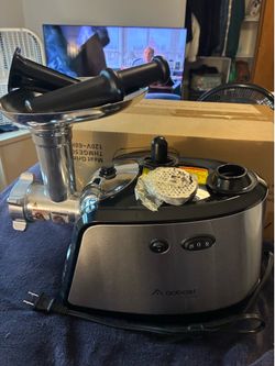 Abode meat grinder brand new