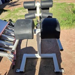 Glute Ham Develpor (GHR)