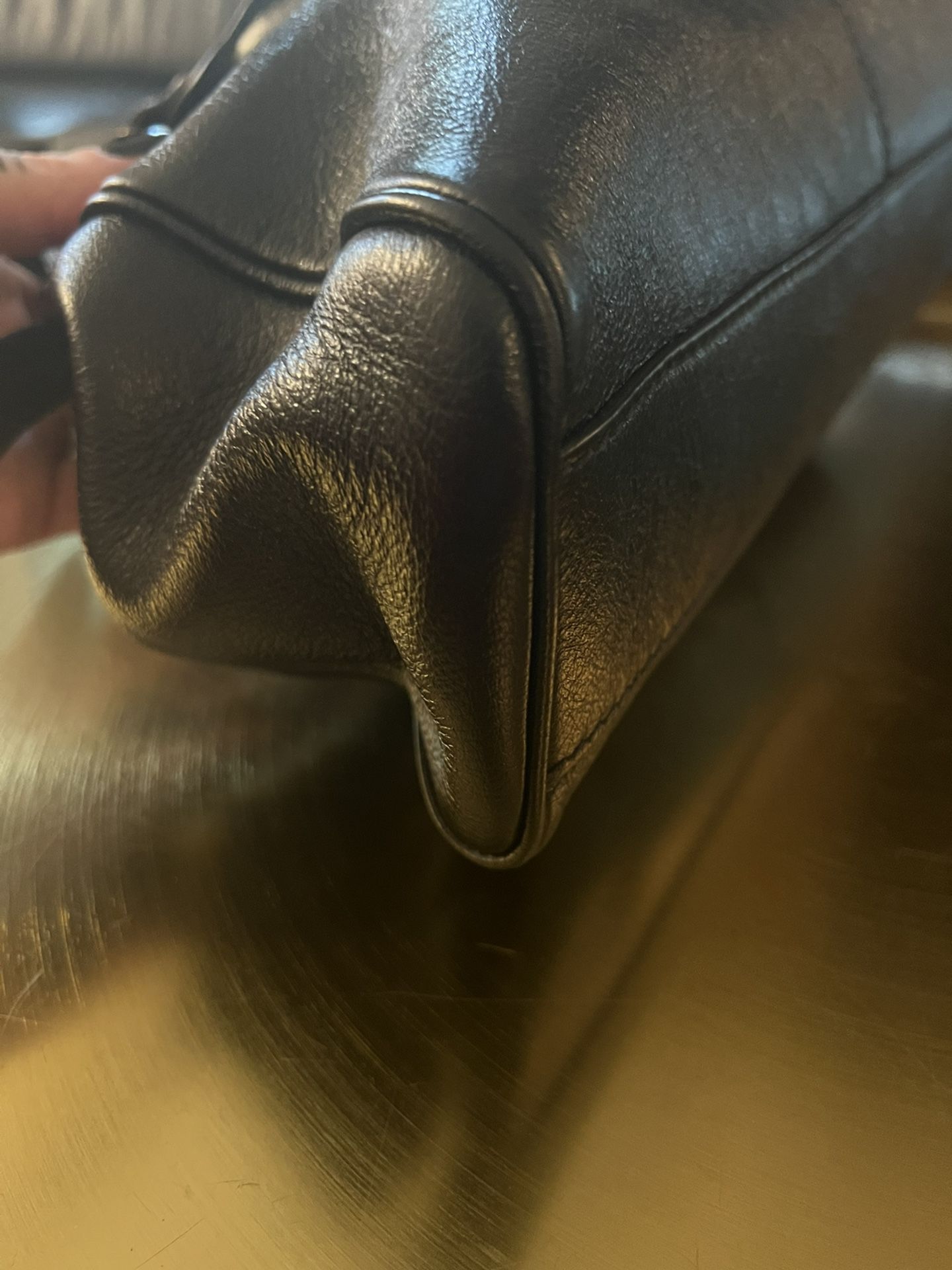 Gucci Controllato Black Leather Clutch Purse for Sale in Arcadia, CA -  OfferUp