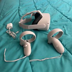 Oculus quest 2 With Charger