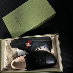 Gucci men shoes