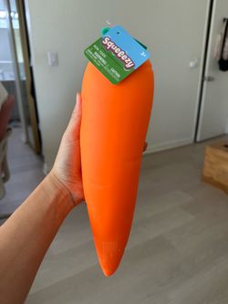Squeeezy Giant Carrot Squishy Toy