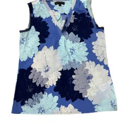 Banana republic size small blue floral blouse sleeveless airy flowy top flowers