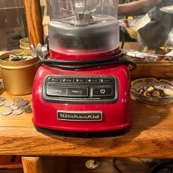 Kitchen  Aid Blender 8 Cups 60 Iz