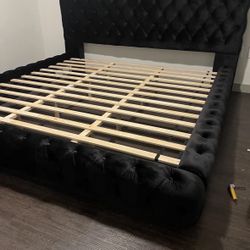 NEW Black Platform Bed Frame Queen and King Size