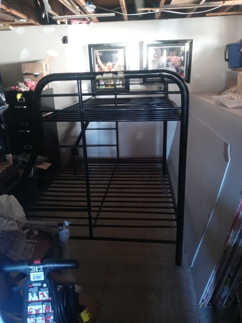 Twin Over Full Size Bunk Bed