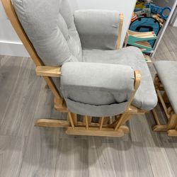 Rocking Chair 