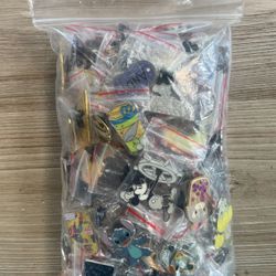 200 Disney Parks Trading Pins 