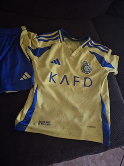 Ronaldo kids jersey and shorts