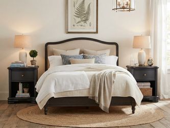 Pair of Matte Black Traditional Nightstands