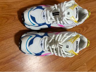 Balenciaga runners size 11