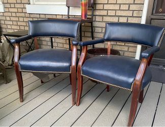 Traditional Bankers Chairs